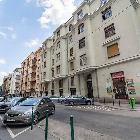 Katona Downtown & Quiet Neighborhood Lägenhet Budapest